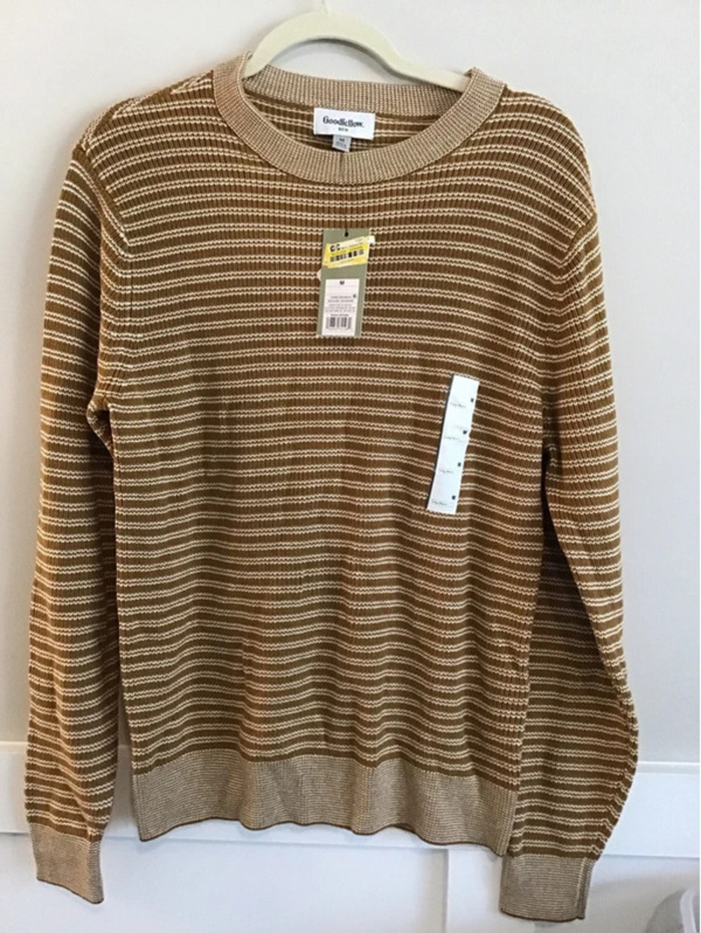 Mens Goodfellow pullover sweater, medium, new, sooo cool